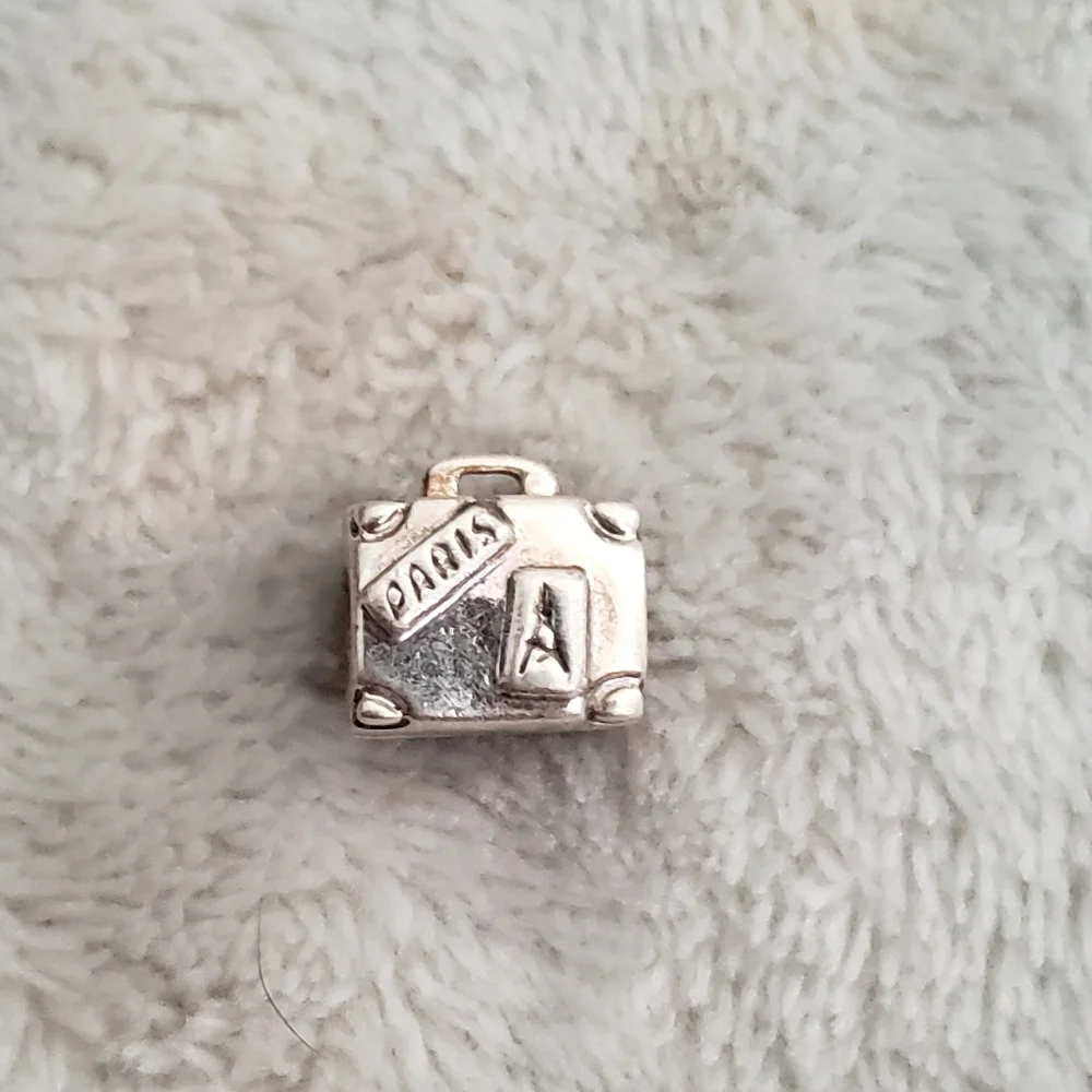 Pandora Sterling Silver Vintage Paris Suitcase Travel Bag Charm Deadstock 790362